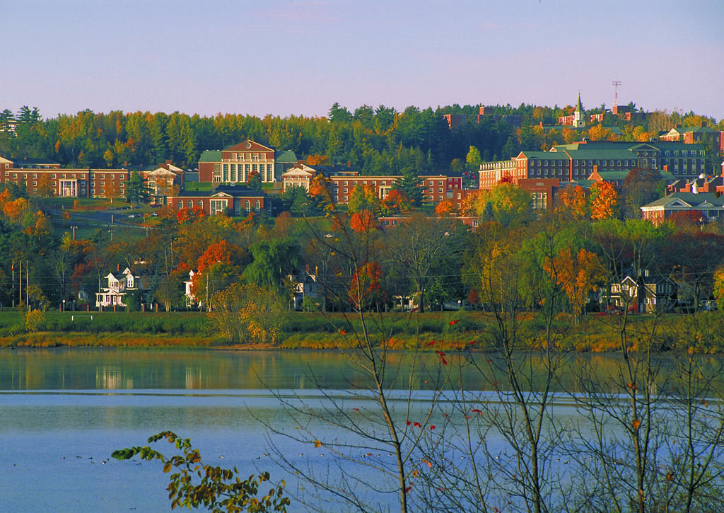 Unb Fredericton Accommodations Eksteriør bilde