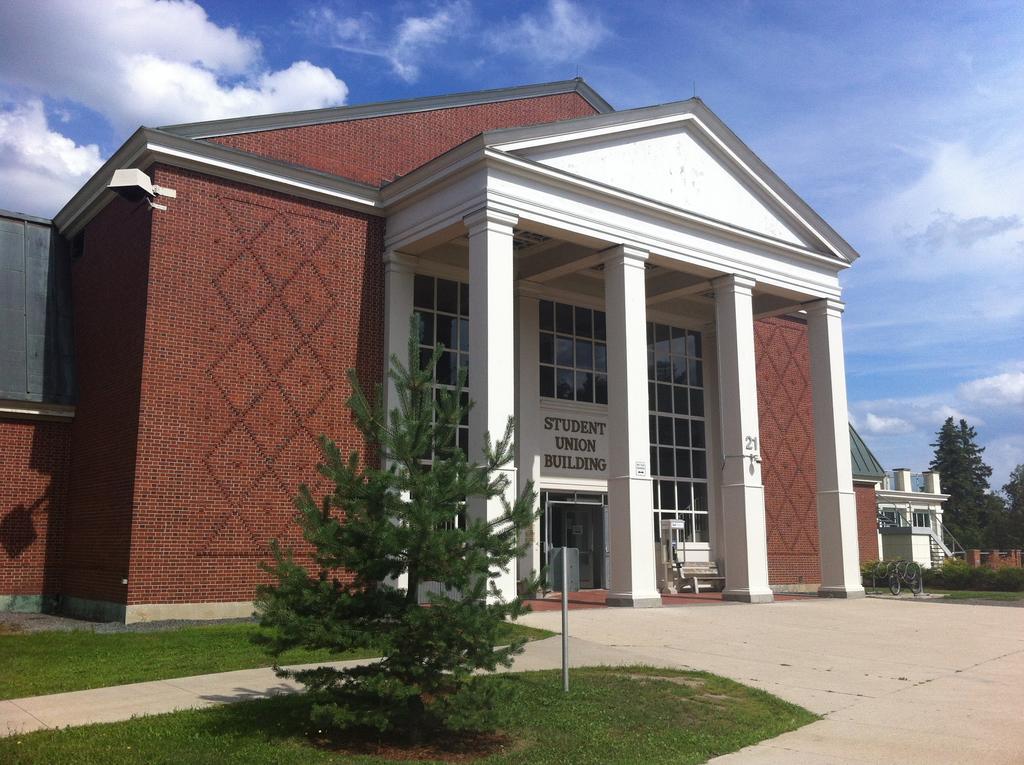 Unb Fredericton Accommodations Eksteriør bilde
