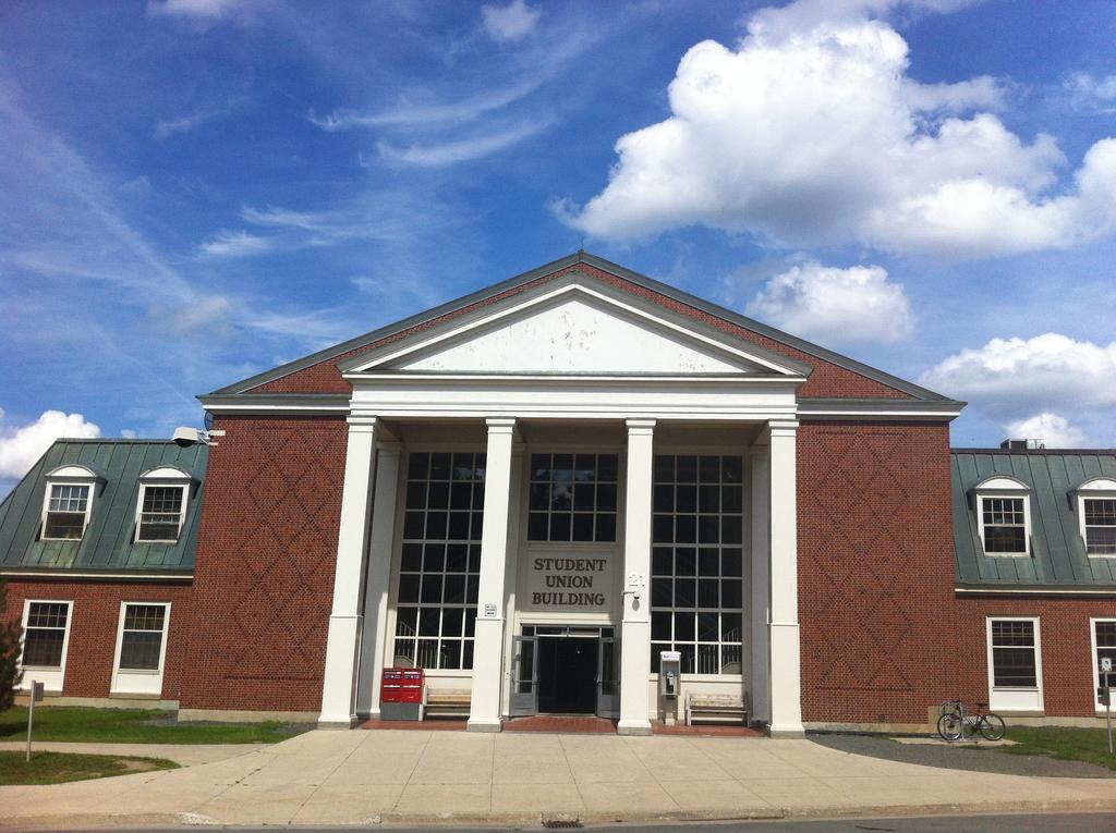 Unb Fredericton Accommodations Eksteriør bilde